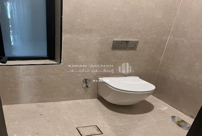 252542 - Property Image 3
