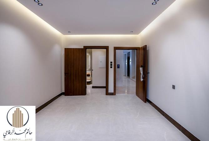 255368 - Property Image 3