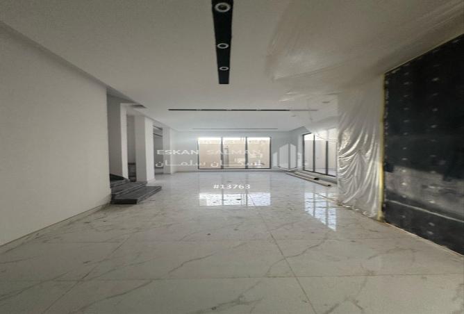 251915 - Property Image 2