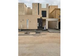 فيلا - 4 غرف نوم - 5 حمامات for للبيع in حي المونسية - شرق الرياض - الرياض
