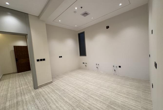 257845 - Property Image 3