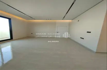 Apartment - 4 Bedrooms - 3 Bathrooms for sale in Al Janadriyah - Riyadh - Ar Riyadh