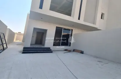 فيلا - 5 غرف نوم - 5 حمامات للبيع في ضاحية الملك فهد - الدمام - الشرقية