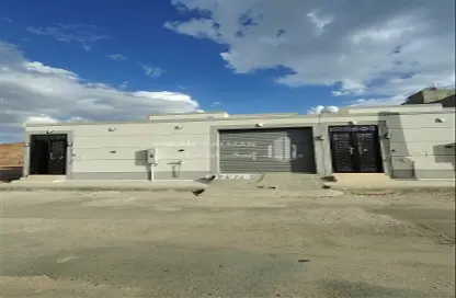 Full Floor - 5 Bedrooms - 4 Bathrooms for sale in Industrial City - Madinah - Al Madinah Al Munawwarah