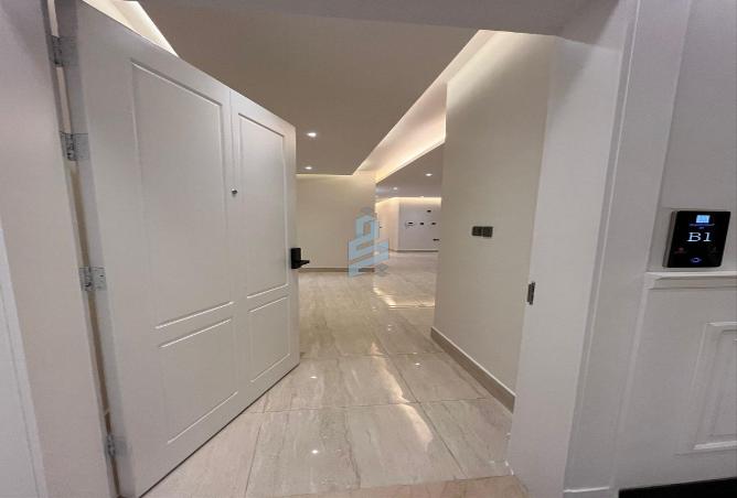 253232 - Property Image 2