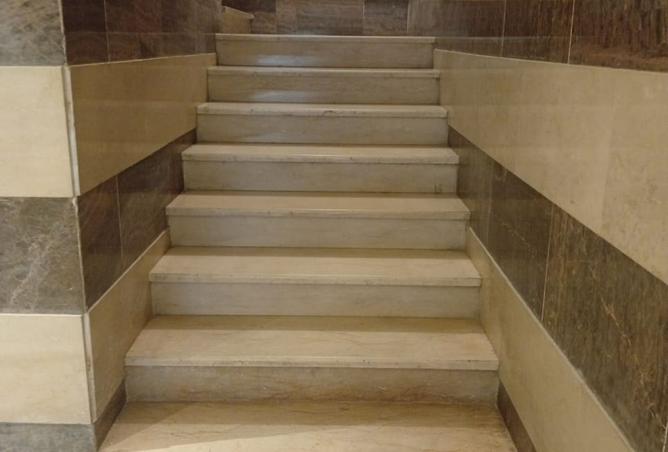 255005 - Property Image 2