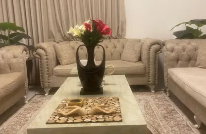 طابق كامل - 3 غرف نوم - 2 حمامات للايجار في الرمال - الرياض - الرياض