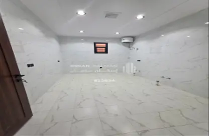 Apartment - 7 Bedrooms - 4 Bathrooms for sale in An Nuzhah 1 - Ahad Rifaydah - Asir