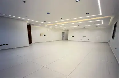 شقة - 3 غرف نوم - 2 حمامات للايجار في المونسية - الرياض - الرياض