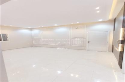 Apartment - 5 Bedrooms - 3 Bathrooms for sale in Ar Rehab 1 - Jazan - Jazan