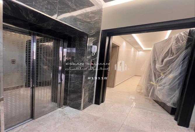 252064 - Property Image 3