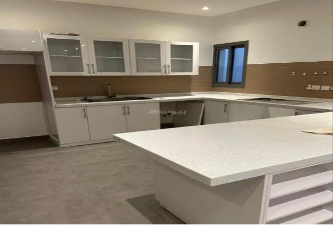 258806 - Property Image 2