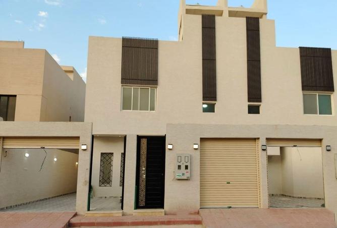 طابق كامل - 4 غرف نوم - 3 حمامات للبيع في بدر - الرياض - الرياض