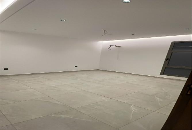 258558 - Property Image 2