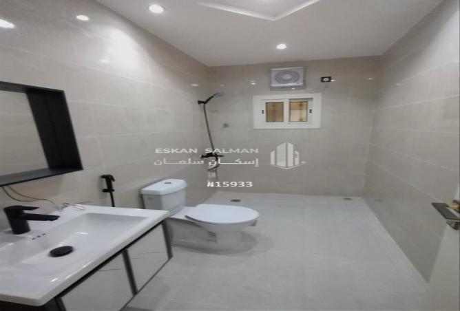 255709 - Property Image 3