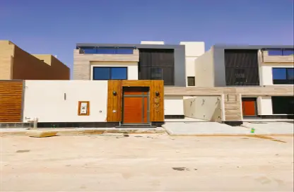 Villa - 5 Bedrooms - 5 Bathrooms for sale in Al Yarmuk - Riyadh - Ar Riyadh