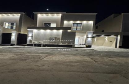 طابق كامل - 5 غرف نوم - 3 حمامات للبيع في الندوة - الرياض - الرياض