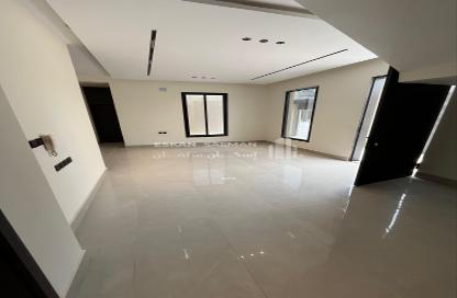 Apartment - 7 Bedrooms - 5 Bathrooms for sale in Al Janadriyah - Riyadh - Ar Riyadh