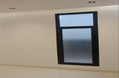 Full Floor - 3 Bedrooms - 3 Bathrooms for sale in Al Bayan - Riyadh - Ar Riyadh