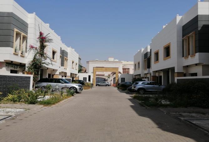 Villa - 3 Bedrooms - 4 Bathrooms for rent in Al Khalidiyah - Jeddah - Makkah Al Mukarramah
