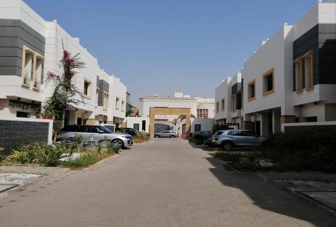 فلل للايجار حي النهضة جدة 