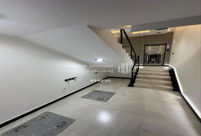 253866 - Property Image 2