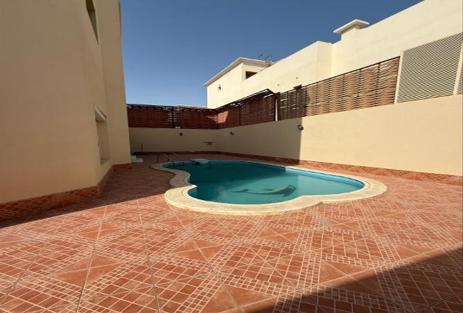 256539 - Property Image 2