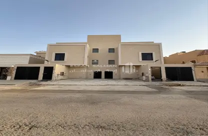 Apartment - 5 Bedrooms - 3 Bathrooms for sale in Al Awaly - Riyadh - Ar Riyadh