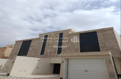 Full Floor - 6 Bedrooms - 4 Bathrooms for sale in Tuwaiq - Riyadh - Ar Riyadh