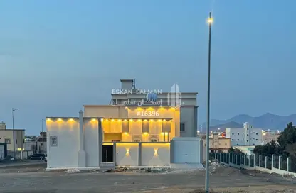 Villa - 7 Bedrooms - 5 Bathrooms for sale in Ar Rawdah - Sarat Abidah - Asir
