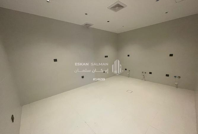 253733 - Property Image 3