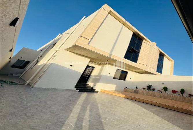 253471 - Property Image 2