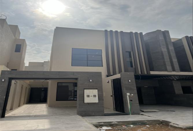 254999 - Property Image 2
