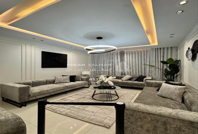 252102 - Property Image 3