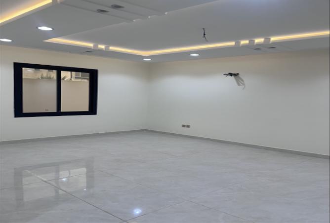 258252 - Property Image 2