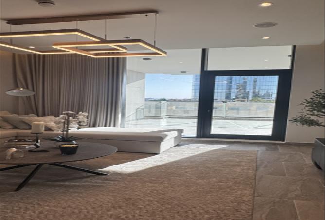 256398 - Property Image 2
