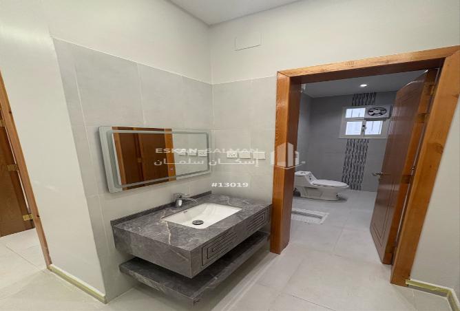 250560 - Property Image 2