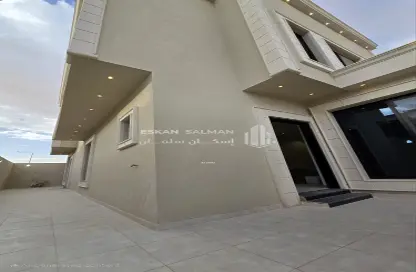 Villa - 7+ Bedrooms - 7 Bathrooms for sale in Al Janadriyah - Riyadh - Ar Riyadh