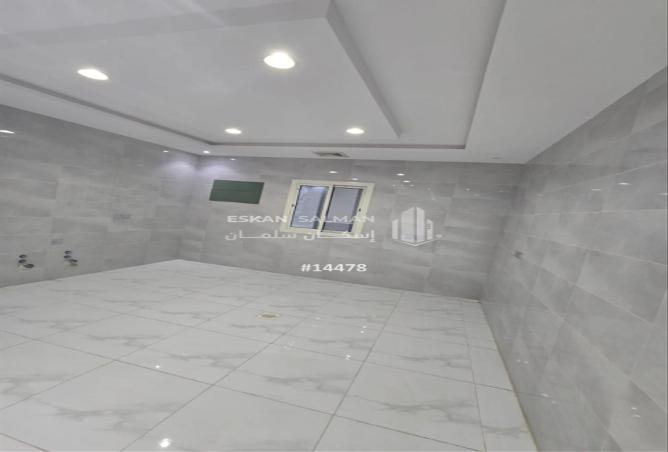 253427 - Property Image 3