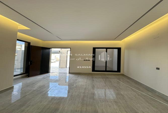 253596 - Property Image 3