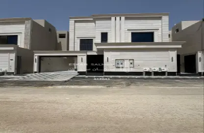 Full Floor - 6 Bedrooms - 3 Bathrooms for sale in Al Nadwah - Riyadh - Ar Riyadh