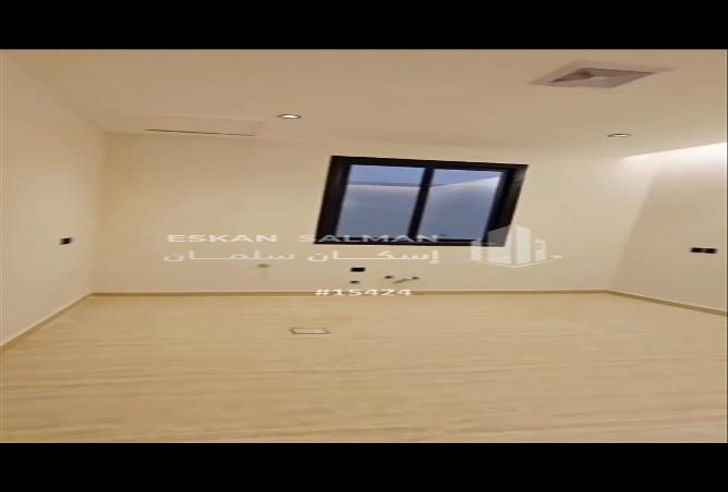 254606 - Property Image 2