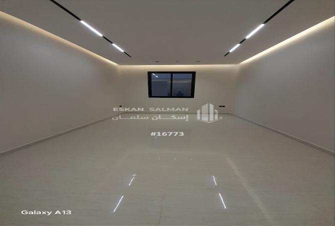 256708 - Property Image 3