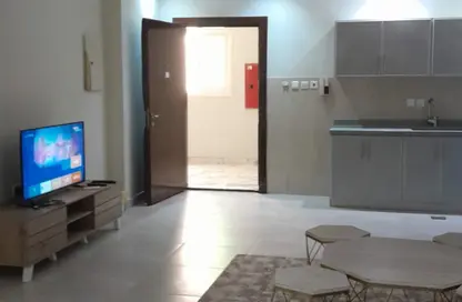 Apartment - 1 Bedroom - 1 Bathroom for rent in Al Munisiyah - Riyadh - Ar Riyadh