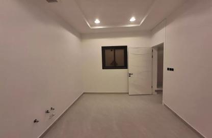 Apartment - 4 Bedrooms for sale in Al Qadisiyah - Riyadh - Ar Riyadh
