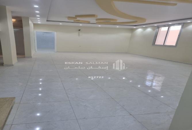 252098 - Property Image 3