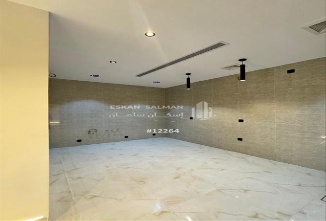 249377 - Property Image 3