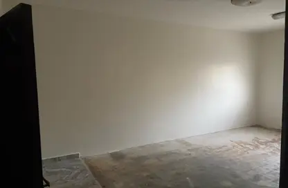 Full Floor - 3 Bedrooms - 2 Bathrooms for rent in King Faisal - Riyadh - Ar Riyadh