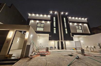 Full Floor - 3 Bedrooms - 3 Bathrooms for sale in Al Munisiyah - Riyadh - Ar Riyadh