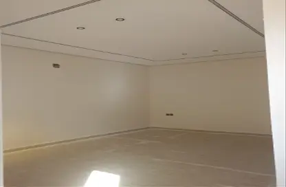 طابق كامل - 3 غرف نوم - 3 حمامات للبيع في البيان - الرياض - الرياض